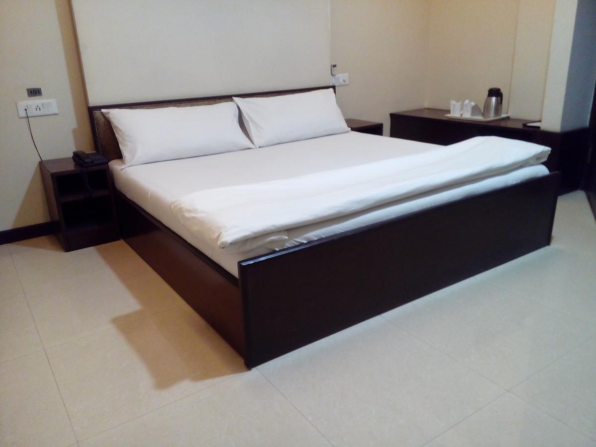 Wind Cross Hotel คาลคา ภายนอก รูปภาพ