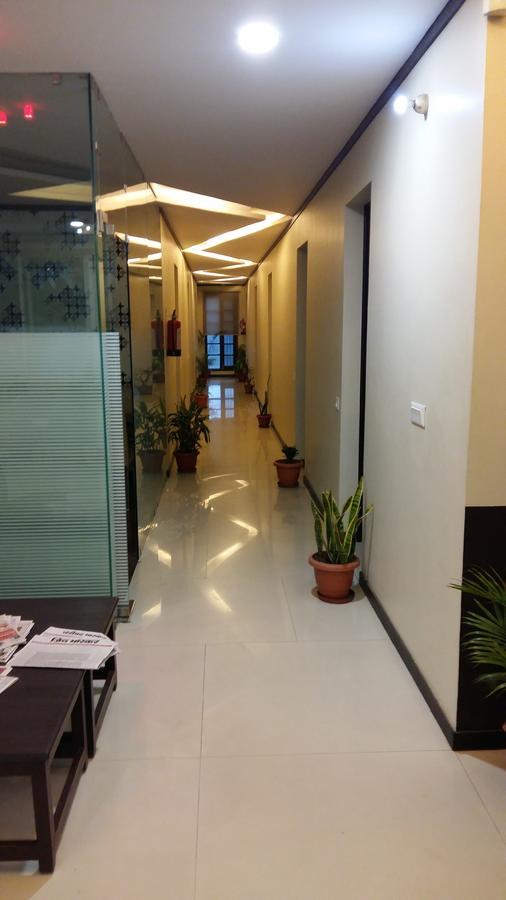 Wind Cross Hotel คาลคา ภายนอก รูปภาพ